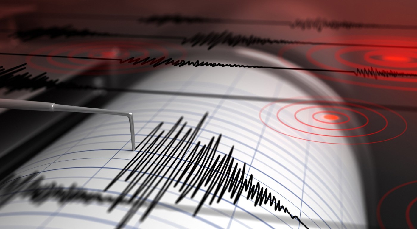 generic earthquake breaking news KOmWYQ