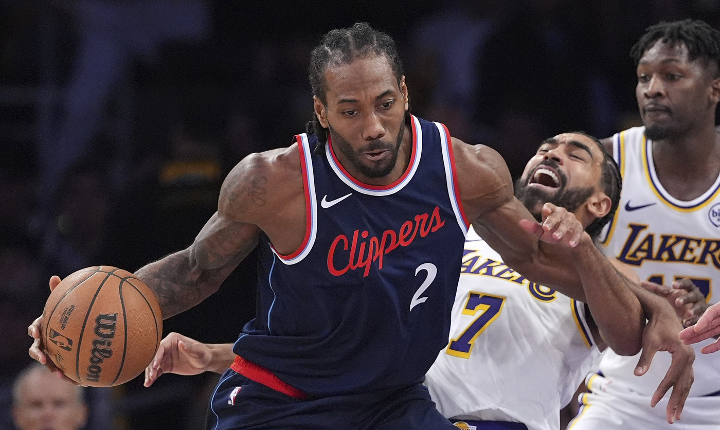 Slumping Clippers ‘just got to keep fighting’ amid injuries 1 imageedit 1 9869084983 ApcFLJ