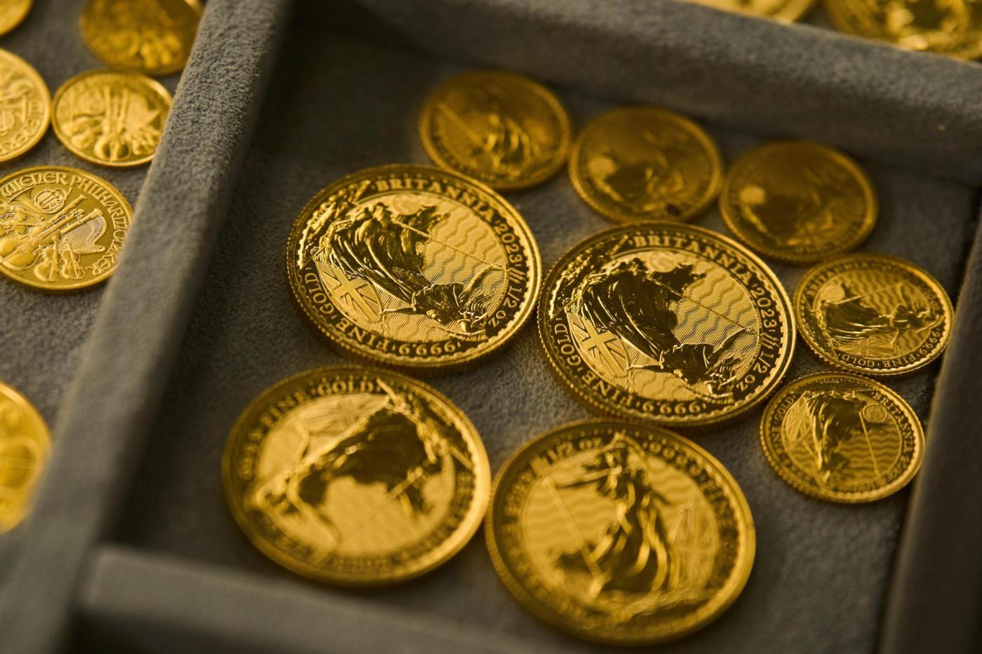 Gold prices soar to new records amid US government shutdown 1 Gold Prices 08112 SGQJys