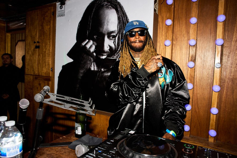 2026 THUNDERCAT DISTRACTED SMD7340 TOASTYCAKES A704Iu