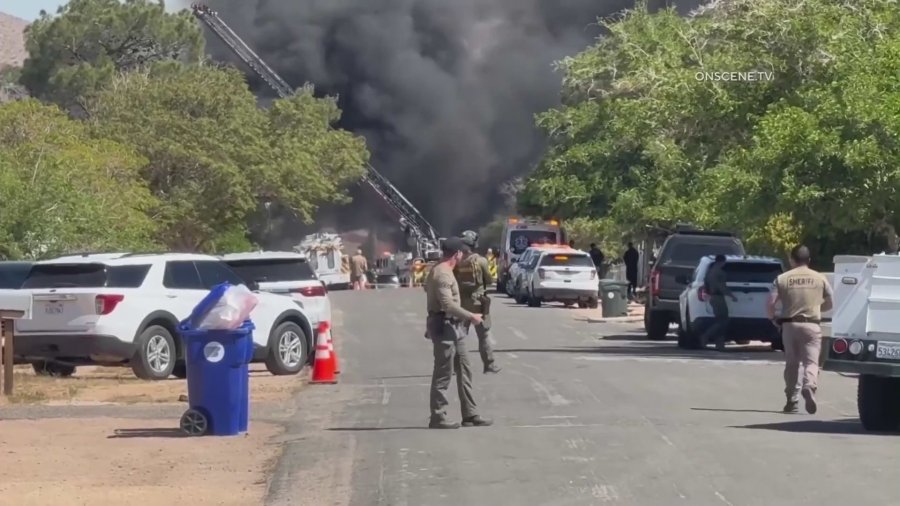 apple valley house fire smoke 3 DwsSIj