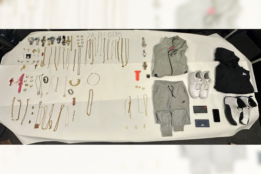 san jose police armed robbery suspects stolen merchandise XyHdyi