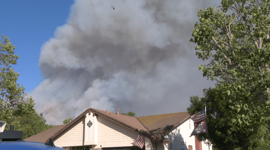 Smoke from Sandy Fire blowing into Los Angeles; wildfire smoke advisory issued 1 sandy fire smoke laUAbt